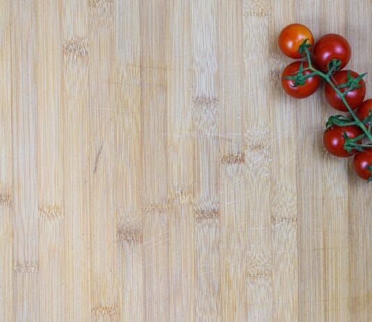 Chleb pszenny z chrupiącą skórką